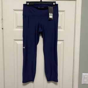 Under Armour women’s high rise compression leggings.